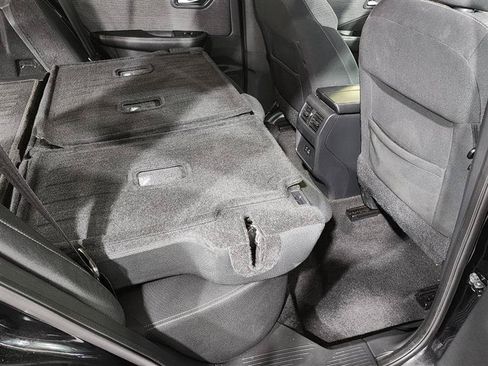 Used 2022 Nissan Rogue SV AWD/4WD image 32
