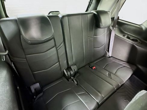 Used 2016 Cadillac Escalade Luxury image 30
