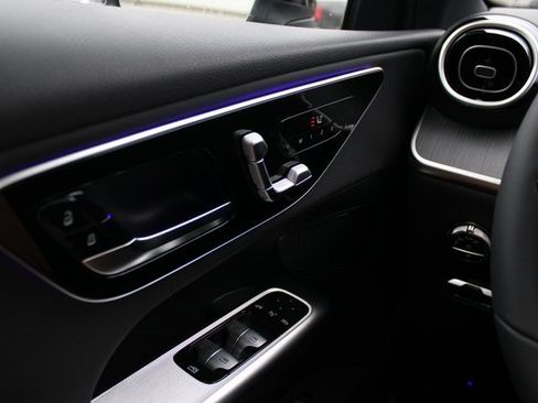 New 2026 Mercedes-Benz GLC 300 4MATIC image 24