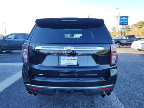 Used 2021 Chevrolet Tahoe Premier w/ Premium Package image 8