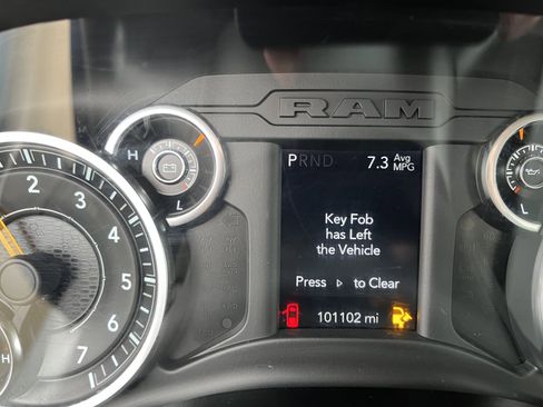 Used 2019 RAM 3500 Tradesman image 16