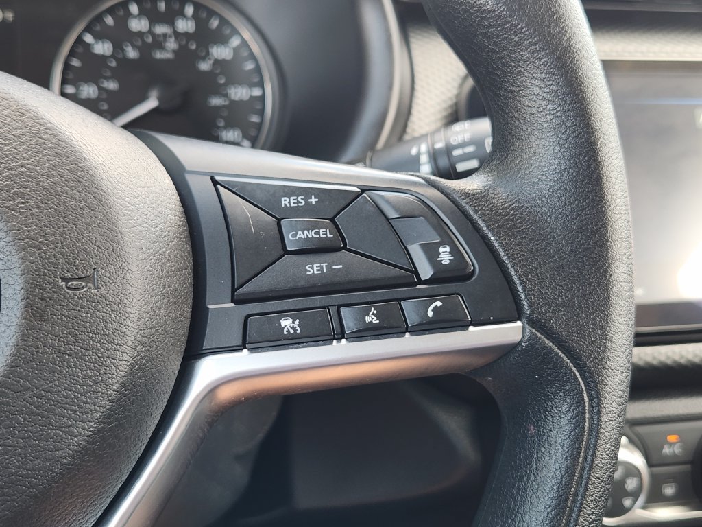 Used 2024 Nissan Kicks SV FWD image 30