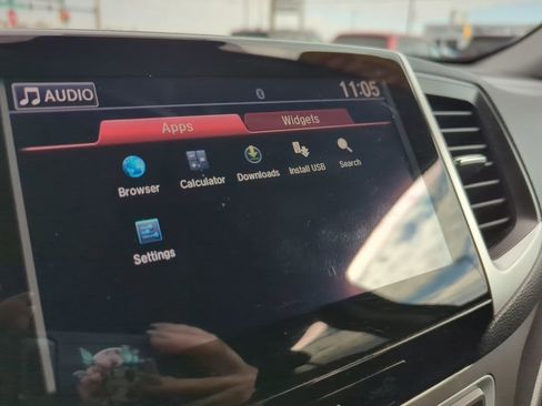 Used 2020 Honda Ridgeline Sport image 17