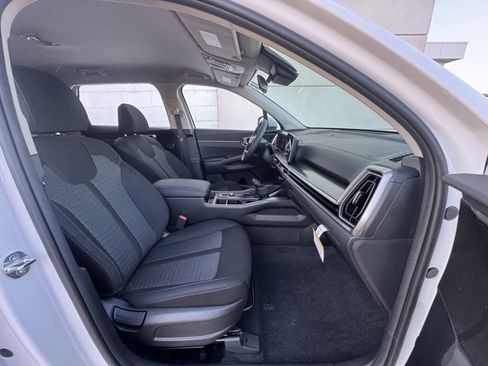 New 2026 Kia Sorento LX FWD image 8