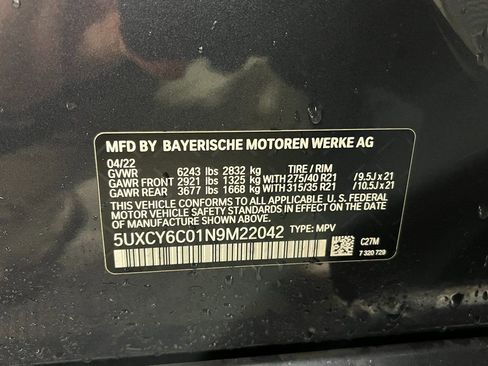 Used 2022 BMW X6 xDrive40i w/ M Sport Package image 29