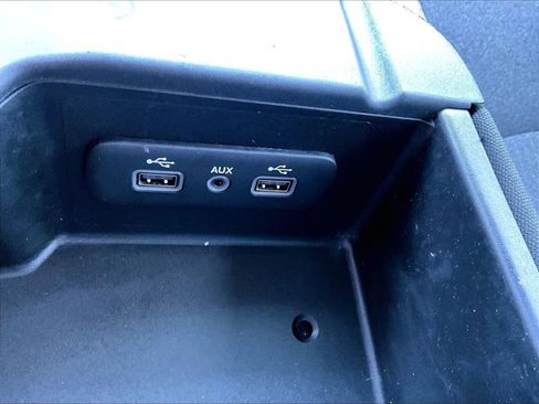 Used 2021 RAM 1500 Classic Warlock w/ Luxury Group image 26