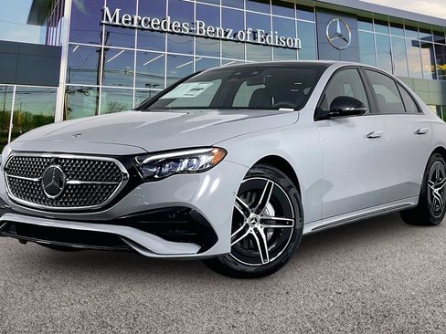 New 2026 Mercedes-Benz E 350 4MATIC Sedan image 2
