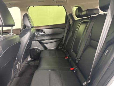 Used 2023 Nissan Rogue SV w/ SV Premium B Package AWD/4WD image 23
