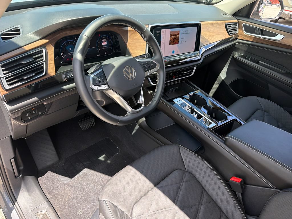 Certified 2026 Volkswagen Atlas SE AWD/4WD image 8