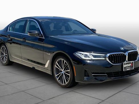Used 2023 BMW 530e xDrive AWD/4WD image 3
