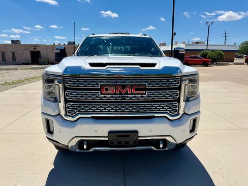 Used 2020 GMC Sierra 3500 Denali w/ Denali Ultimate Package AWD/4WD image 4