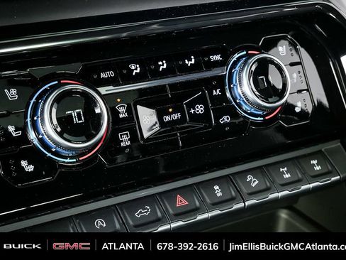 Used 2022 GMC Sierra 1500 AT4X image 17