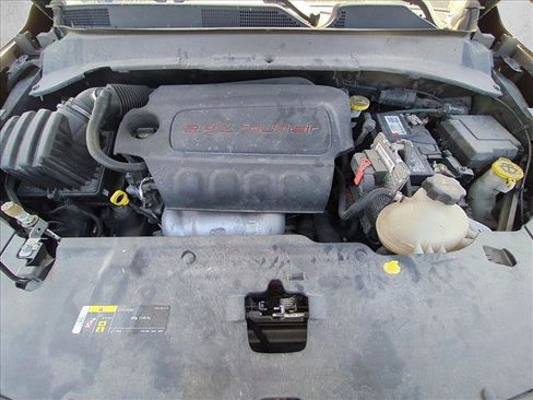 Used 2022 Jeep Compass Limited image 18