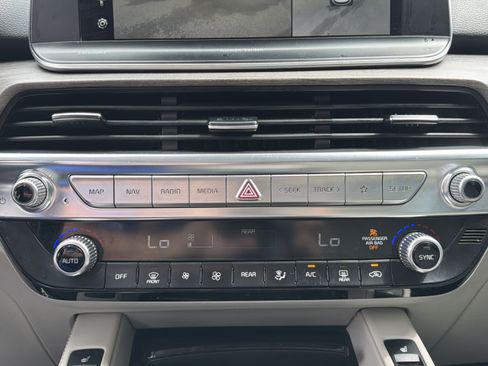 Used 2022 Kia Telluride SX FWD image 14