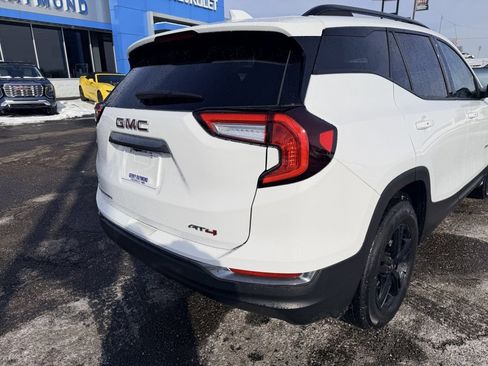 Used 2022 GMC Terrain AT4 w/ Infotainment Package II image 7