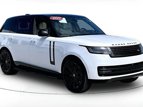 Used 2025 Land Rover Range Rover Long Wheelbase SE AWD/4WD image 1