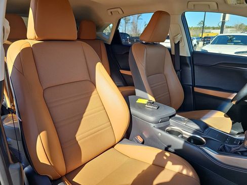 Used 2018 Lexus NX 300 FWD w/ Premium Package image 13