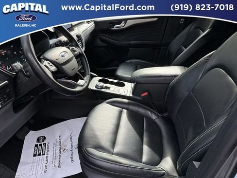 Used 2022 Ford Escape SEL FWD image 19
