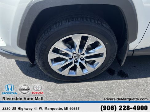 Used 2020 Toyota RAV4 Limited AWD/4WD image 11