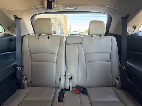 Used 2021 Honda Pilot Touring image 22