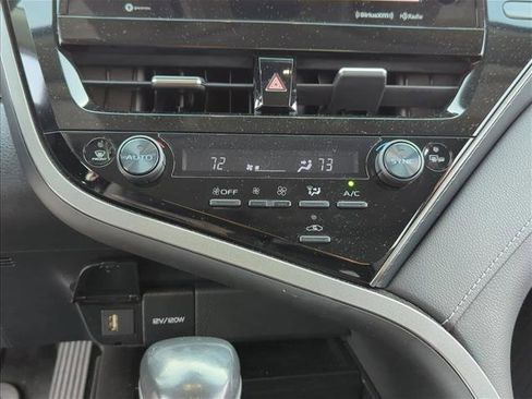 Used 2021 Toyota Camry SE w/ Audio Upgrade Package image 19