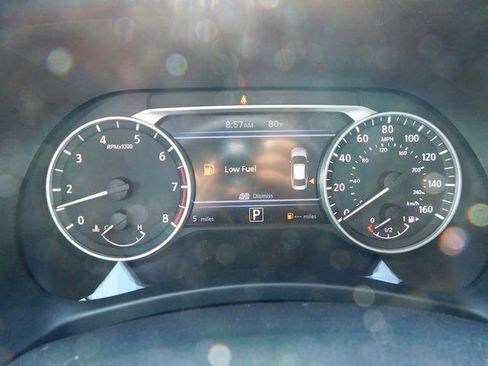 Used 2025 Nissan Sentra SR image 33