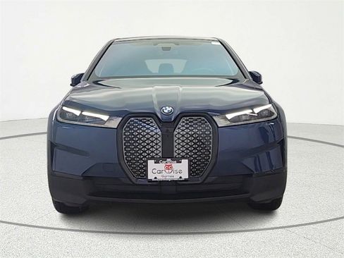 Used 2024 BMW iX xDrive50 image 2