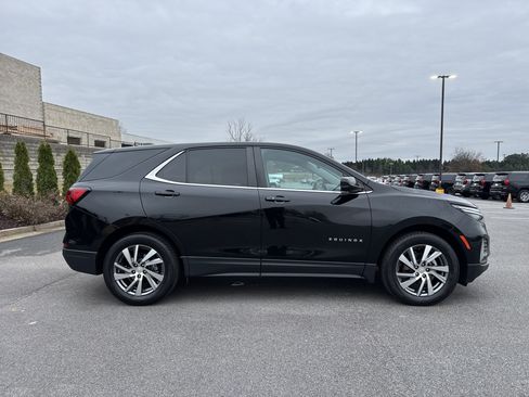 Used 2022 Chevrolet Equinox LT image 11