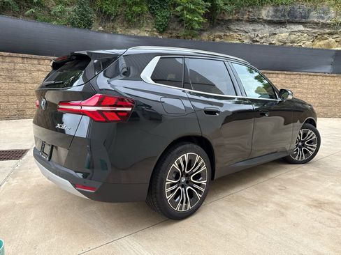 Used 2025 BMW X3 xDrive30i w/ Convenience Package image 3