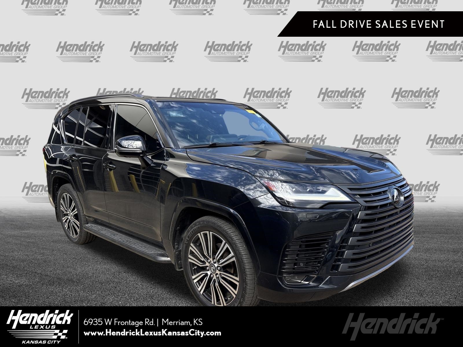 Used 2024 Lexus LX 600 4WD w/ Appearance Package image 1