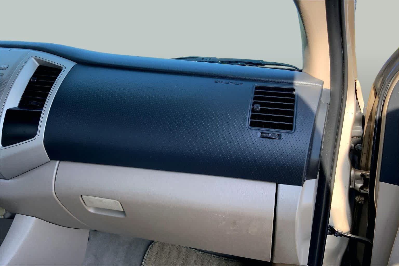 Used 2006 Toyota Tacoma PreRunner w/ SR5 Pkg #2 RWD image 17