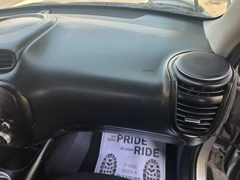 Used 2017 Kia Soul FWD image 30