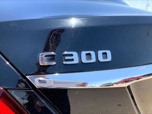 Used 2019 Mercedes-Benz C 300 4MATIC Sedan image 32
