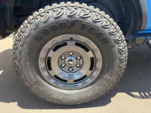Used 2021 Ford Bronco Black Diamond AWD/4WD image 5