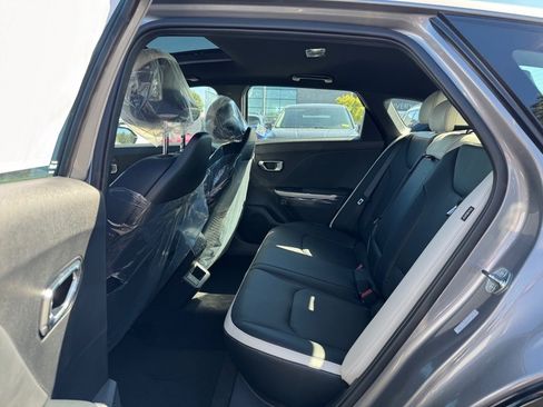 New 2025 Kia K4 GT-Line image 8