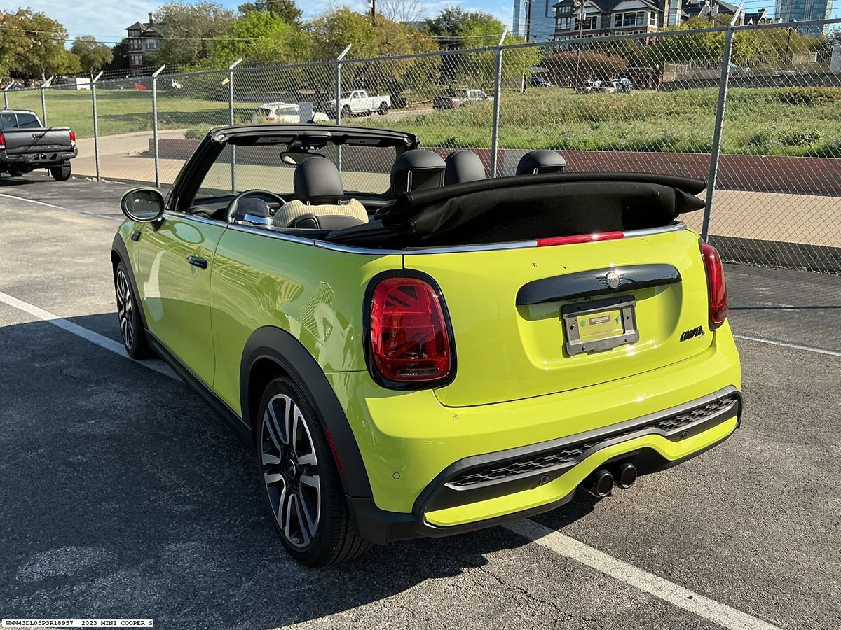 Used 2023 MINI Cooper S w/ Signature Upholstery Package FWD image 5