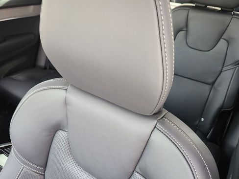 New 2026 Volvo XC90 B6 Ultra w/ Protection Package image 6