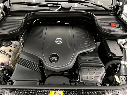Used 2026 Mercedes-Benz GLE 450 4MATIC image 9