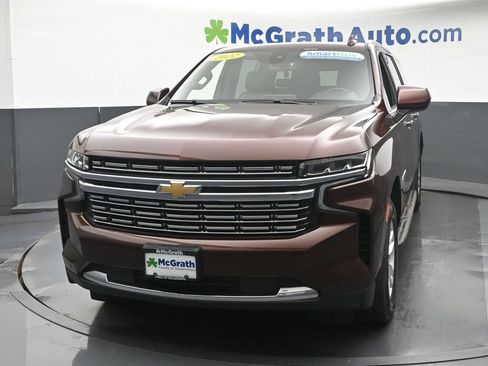 Used 2022 Chevrolet Suburban LT AWD/4WD image 23