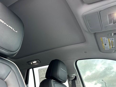 New 2026 GMC Terrain Denali w/ LPO, Floor Liner Package image 18