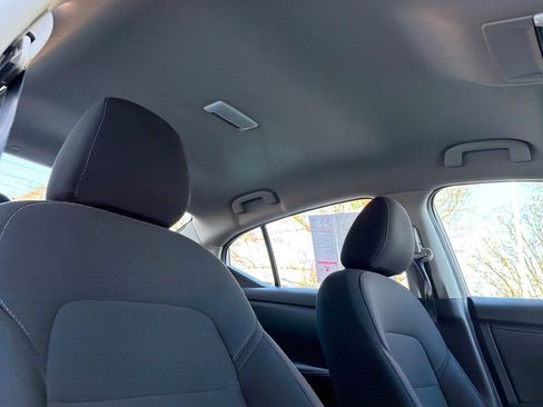 Used 2024 Nissan Sentra S image 16