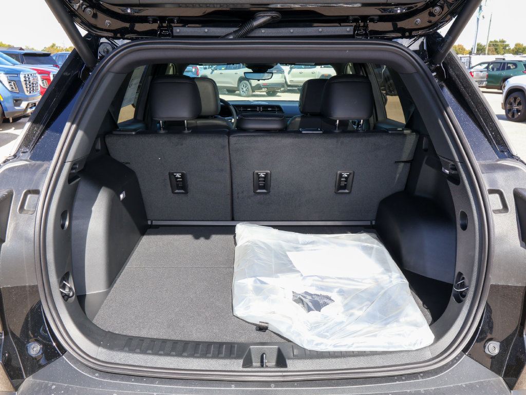 New 2027 GMC Terrain Elevation w/ Elevation Premium Package AWD/4WD image 5