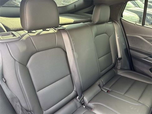 Used 2024 Buick Envista Sport Touring w/ Convenience I Package image 12