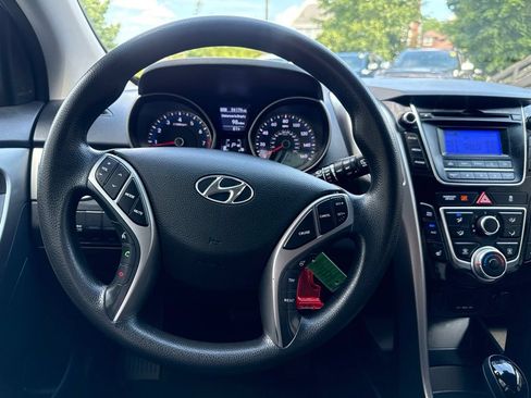 Used 2013 Hyundai Elantra GT FWD image 23