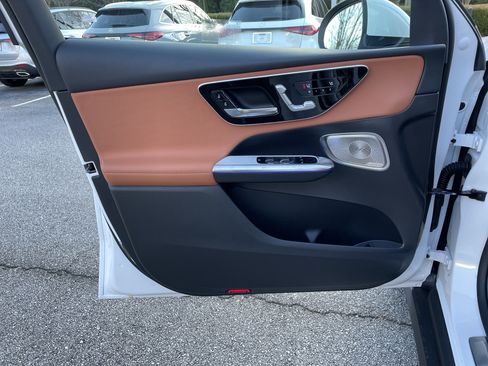 New 2026 Mercedes-Benz GLC 300 image 17