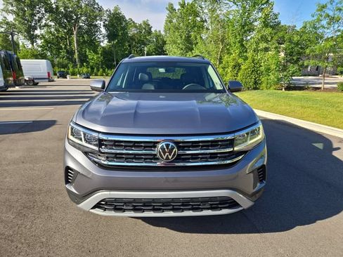 Used 2023 Volkswagen Atlas SE w/ Panoramic Sunroof Package FWD image 8
