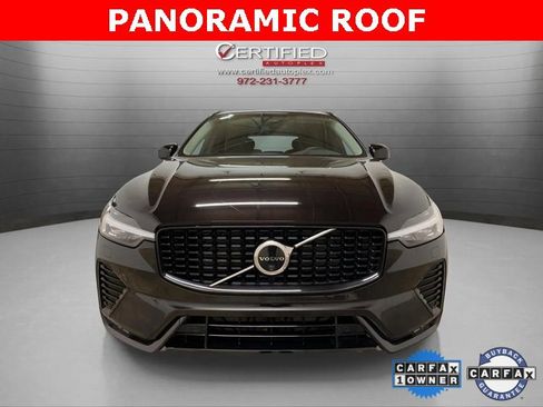 Used 2025 Volvo XC60 B5 Plus image 2