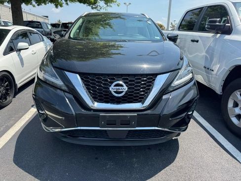 Used 2019 Nissan Murano SL FWD image 2
