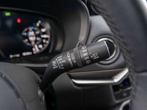 Used 2024 MAZDA CX-90 Plug-In Hybrid w/ Preferred AWD/4WD image 28