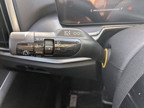 Used 2025 Kia Sorento EX w/ Panoramic Sunroof Package FWD image 26